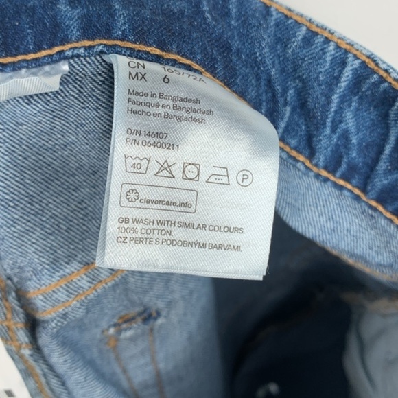 NWT H&M Divided Mom Jean High Rise Ripped Size‎ 6. Ankle Length - Picture 9 of 10